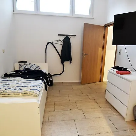 Boardinghouse Weidenpesch * Köln
